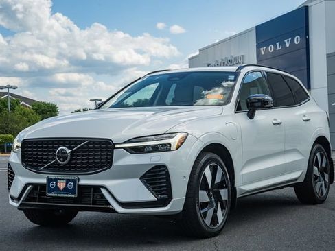 Certified 2025 Volvo XC60 T8 Ultra w/ Protection Package Premier AWD/4WD image 5