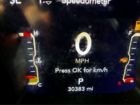 Used 2024 Jeep Wrangler Sahara w/ Dual Top Group image 19