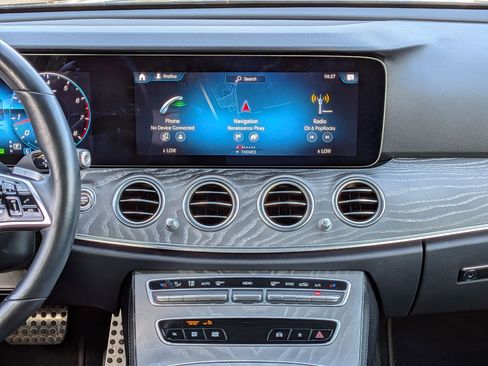 Used 2023 Mercedes-Benz E 450 4MATIC All-Terrain Wagon image 19