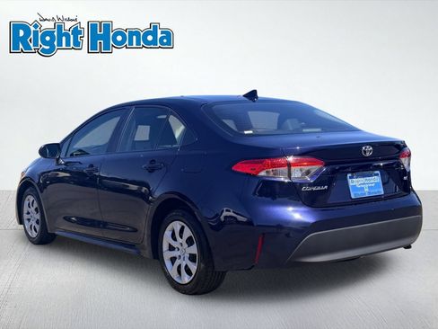 Used 2024 Toyota Corolla LE FWD image 4
