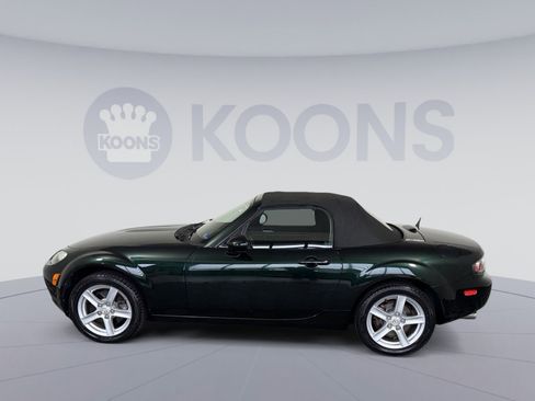 Used 2007 MAZDA MX-5 Miata Sport w/ Convenience Pkg image 2