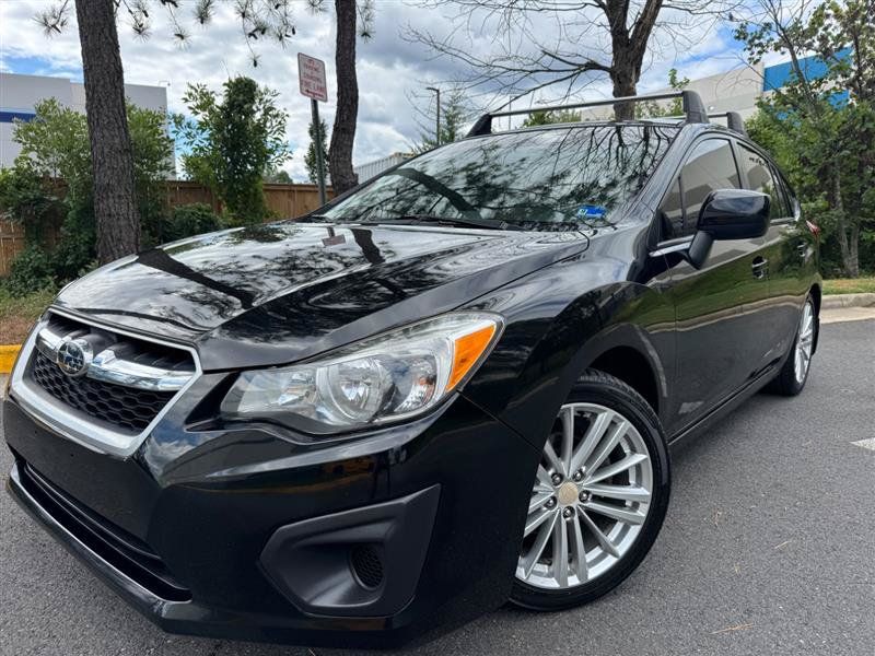 Used 2014 Subaru Impreza 2.0i Premium AWD/4WD image 1