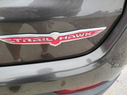 Used 2020 Jeep Compass Trailhawk AWD/4WD image 8