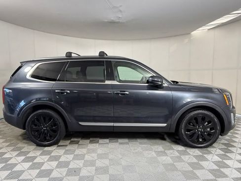 Used 2020 Kia Telluride S FWD image 13