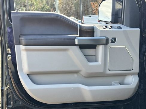 Used 2020 Ford F150 Limited w/ Trailer Tow Package image 24