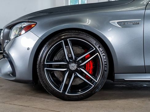 Used 2019 Mercedes-Benz E 63 AMG S image 9
