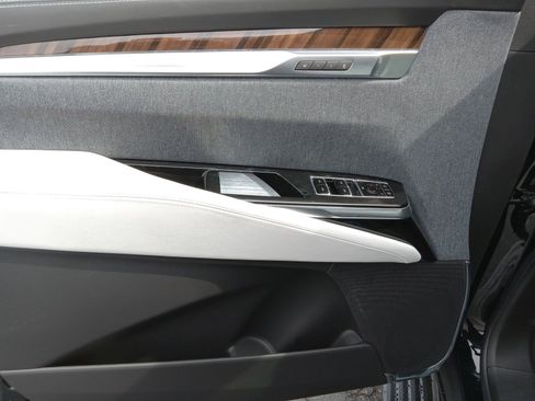 New 2026 Cadillac Escalade Platinum Sport w/ LPO, ONYX Package image 9