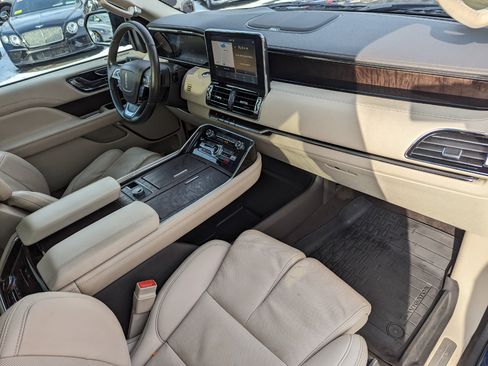 Used 2020 Lincoln Navigator L Reserve w/ Equipment Group 201A Reserve image 35