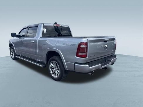 Used 2022 RAM 1500 Laramie AWD/4WD image 5