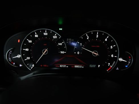 Used 2018 BMW 530i xDrive image 16