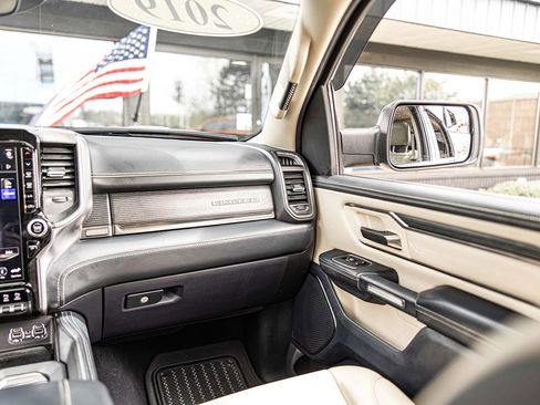 Used 2019 RAM 1500 Limited w/ Advanced Safety Group AWD/4WD image 40