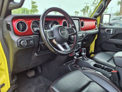 Used 2023 Jeep Wrangler Unlimited Rubicon w/ LED Lighting Group AWD/4WD image 23