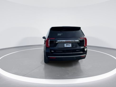 Used 2024 GMC Yukon XL SLT image 7