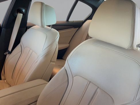 Used 2017 BMW 540i RWD image 27