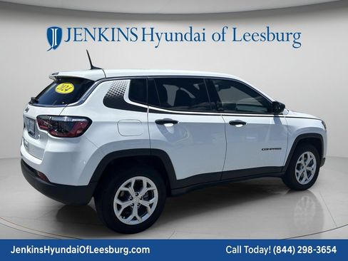 Used 2024 Jeep Compass Sport w/ Mopar Graphics Package AWD/4WD image 5