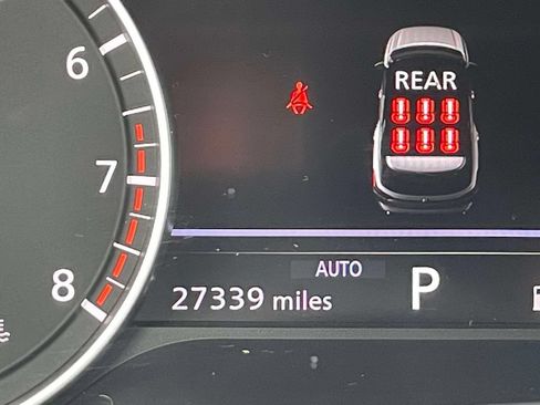 Used 2025 Nissan Pathfinder SV AWD/4WD image 22