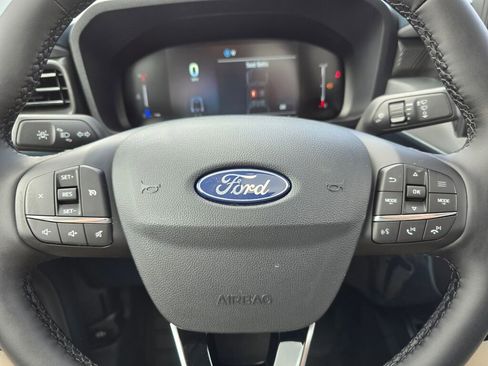 New 2025 Ford Maverick XLT w/ XLT Luxury Package AWD/4WD image 18