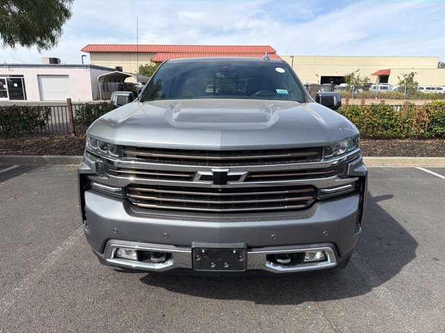 Used 2020 Chevrolet Silverado 1500 High Country w/ Technology Package AWD/4WD image 17