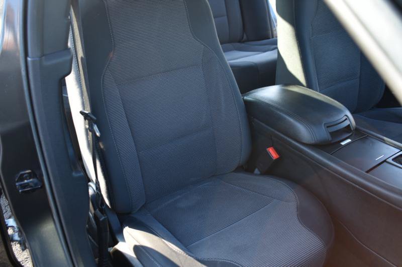 Used 2016 Ford Taurus SEL w/ Equipment Group 201A FWD image 11