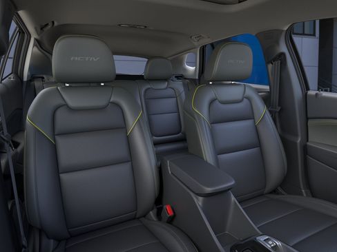 New 2026 Chevrolet Trax ACTIV w/ Sunroof Package FWD image 30