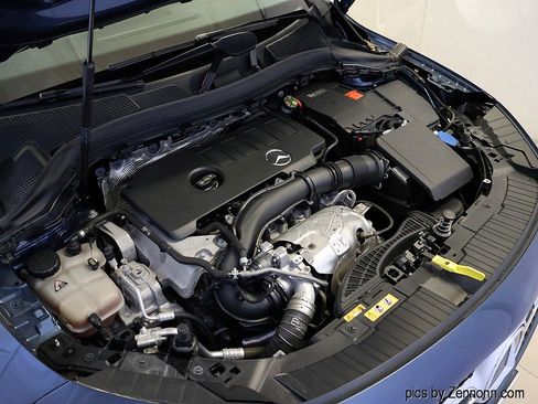 Used 2021 Mercedes-Benz GLA 250 4MATIC image 36