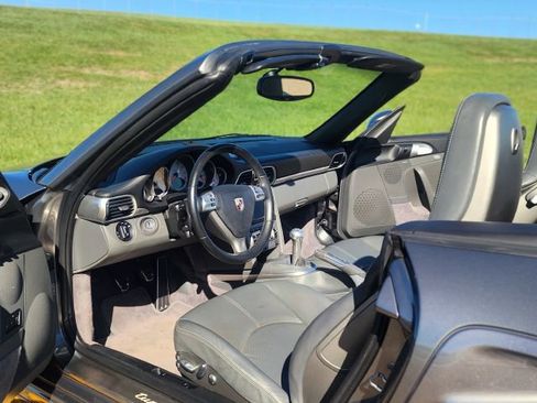 Used 2008 Porsche 911 Turbo image 2