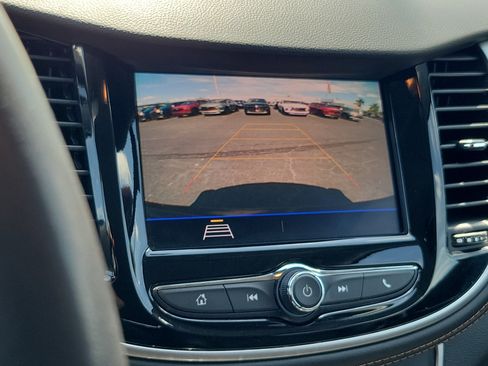Used 2020 Chevrolet Trax LT w/ Driver Confidence Package FWD image 30