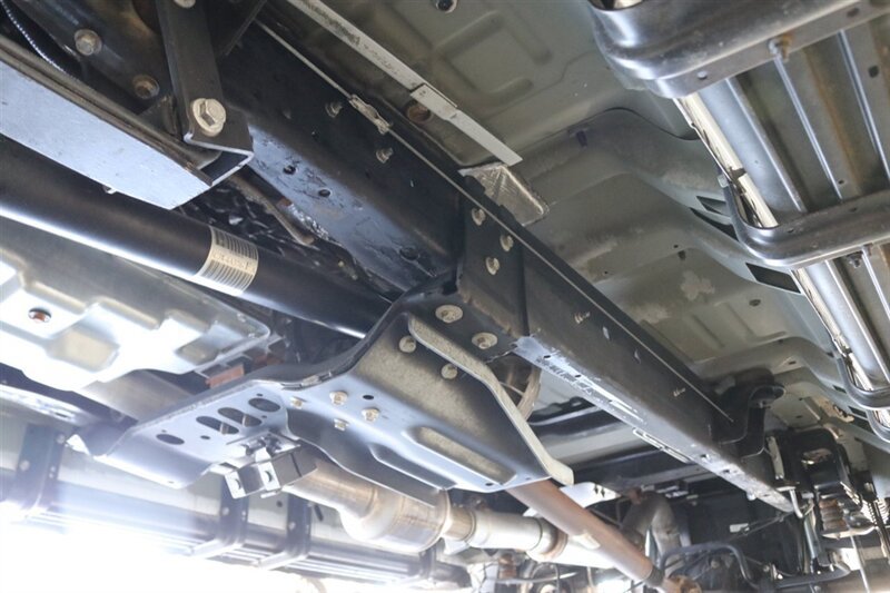 Used 2005 Ford Excursion XLT AWD/4WD image 41
