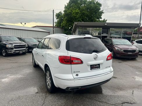Used 2017 Buick Enclave Leather AWD/4WD image 3