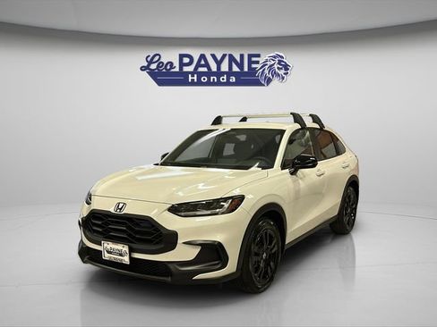 Certified 2026 Honda HR-V Sport image 3