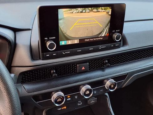 Used 2023 Honda CR-V LX image 21