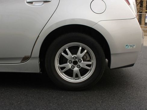 Used 2010 Toyota Prius Three FWD image 10
