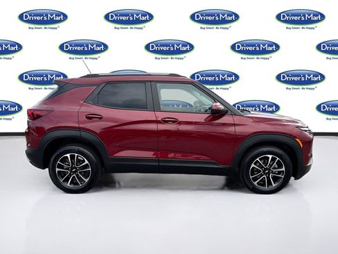 Used 2025 Chevrolet TrailBlazer LT FWD image 8