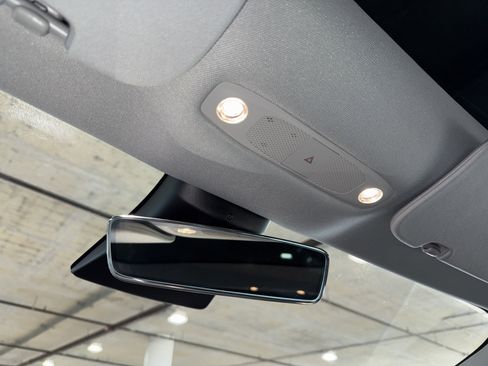 Used 2019 Tesla Model 3 Standard Range Plus image 31