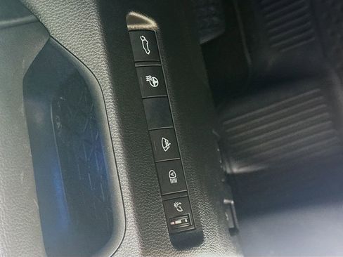 Certified 2020 Toyota RAV4 XSE AWD/4WD image 11