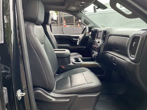 Used 2021 Chevrolet Silverado 1500 LT Trail Boss w/ Convenience Package II AWD/4WD image 18