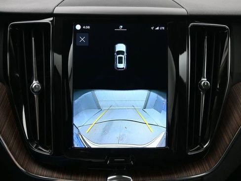 Used 2023 Volvo XC60 B5 Plus w/ Protection Package Premier FWD image 21