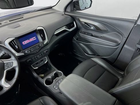 Used 2022 GMC Terrain SLT w/ Infotainment Package II image 24