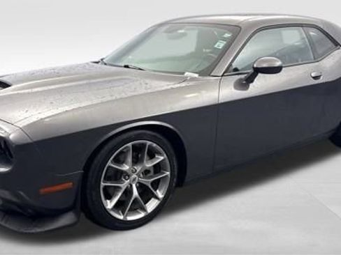 Used 2022 Dodge Challenger GT image 1