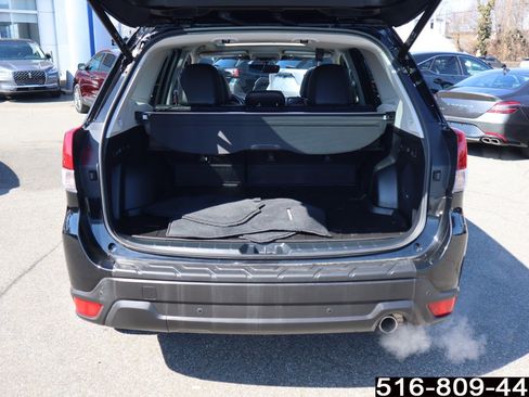 Used 2023 Subaru Forester Limited image 31