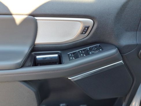 Certified 2025 Ford Expedition Max Active image 10