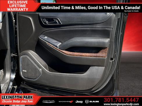 Used 2018 Chevrolet Tahoe LT w/ LT Midnight Edition RWD image 28