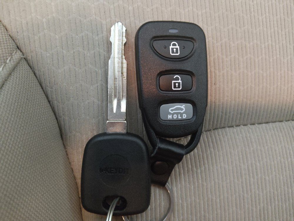 Used 2018 Hyundai Elantra SE FWD image 32