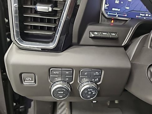 Used 2023 GMC Sierra 1500 Denali w/ Technology Package image 26