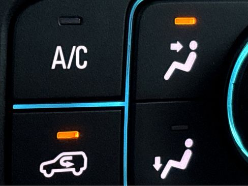 Used 2021 GMC Acadia AT4 w/ Trailering Package image 27