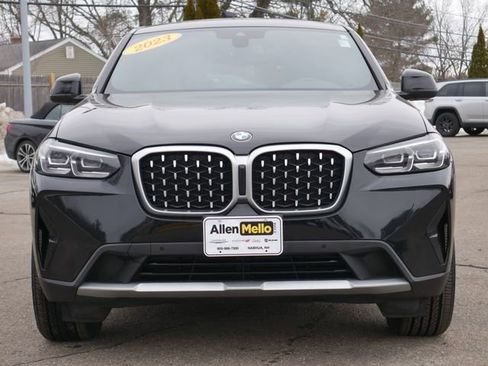Used 2023 BMW X4 xDrive30i w/ Convenience Package image 2