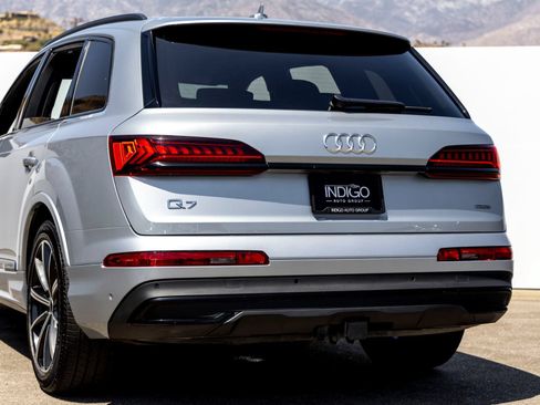 Used 2023 Audi Q7 3.0T Prestige w/ Prestige Package AWD/4WD image 5
