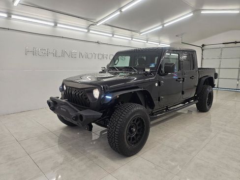 Used 2020 Jeep Gladiator Sport w/ Quick Order Package 24S AWD/4WD image 1