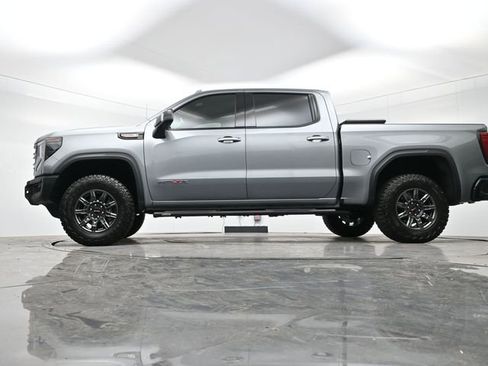 Used 2024 GMC Sierra 1500 AT4X image 30