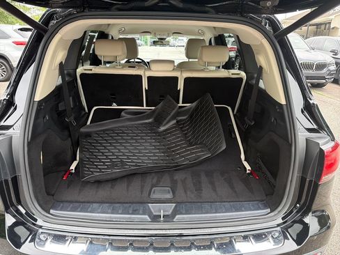 Used 2021 Mercedes-Benz GLB 250 image 18